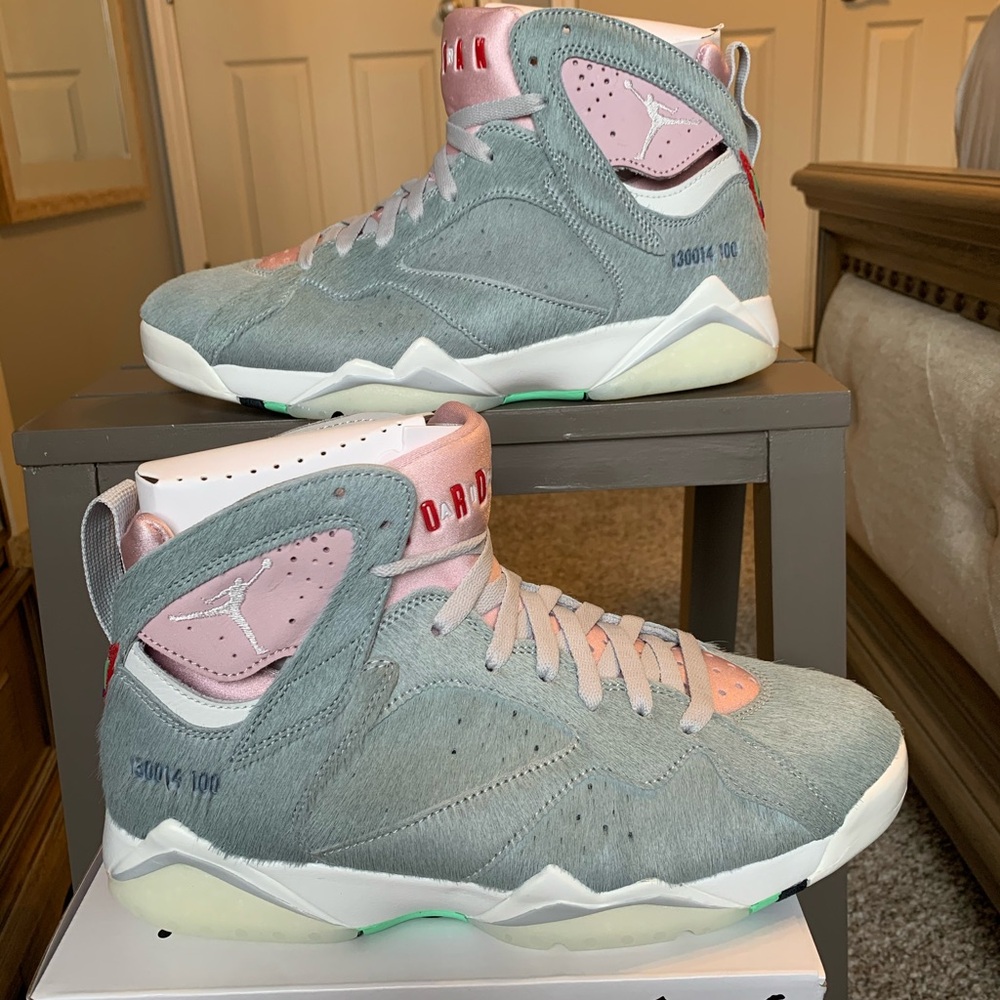 Air Jordan 7 Retro Neutral Grey